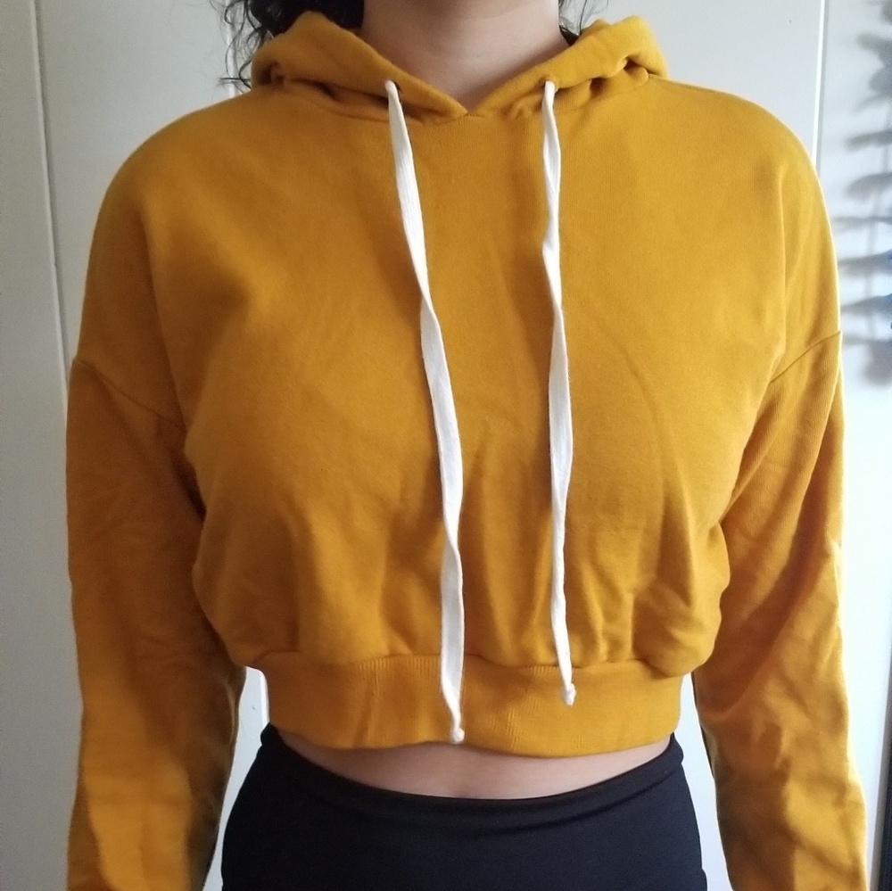 Cropped hoodie